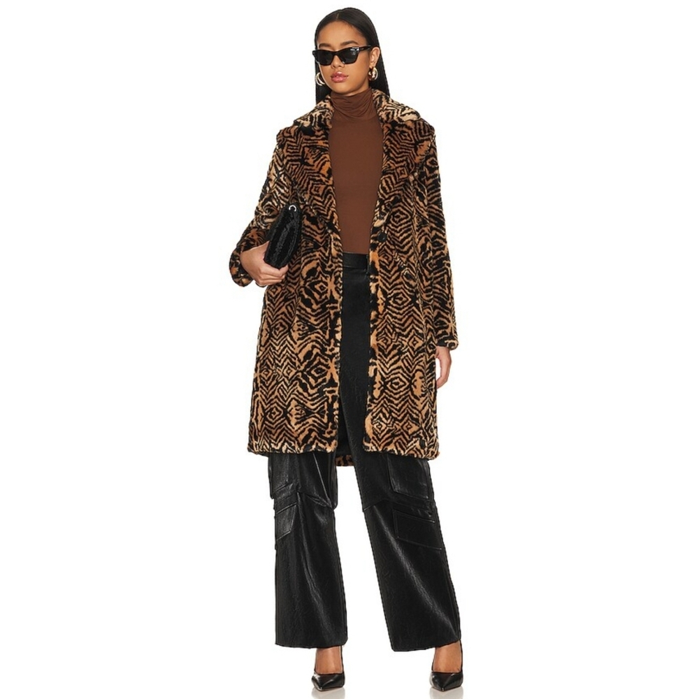 Lita by Ciara Amour Faux Fur Animal Print Coat Size Small Color Doe and Cheetah